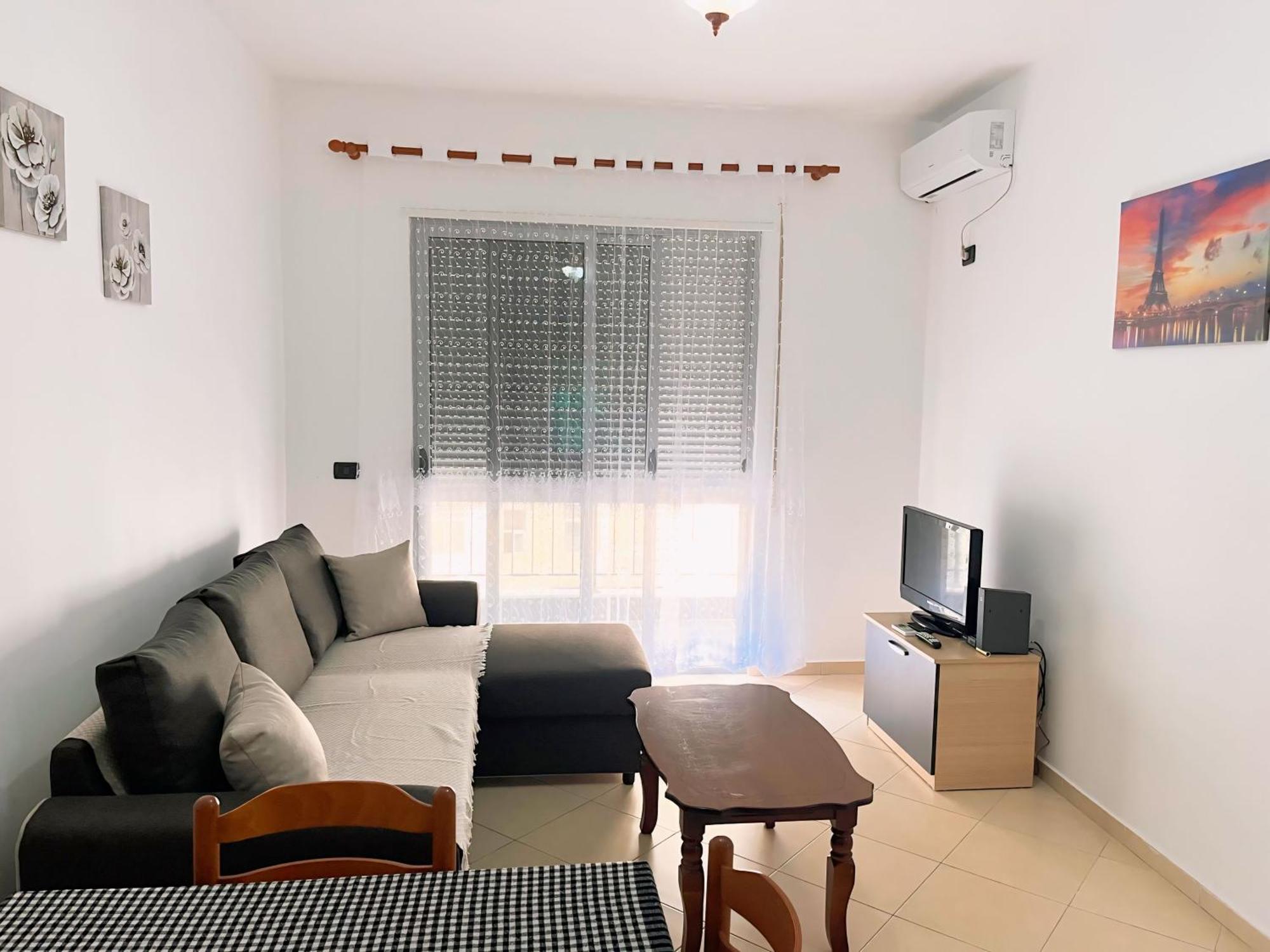 Gerald'S Central Apartments Vlorë Exteriér fotografie