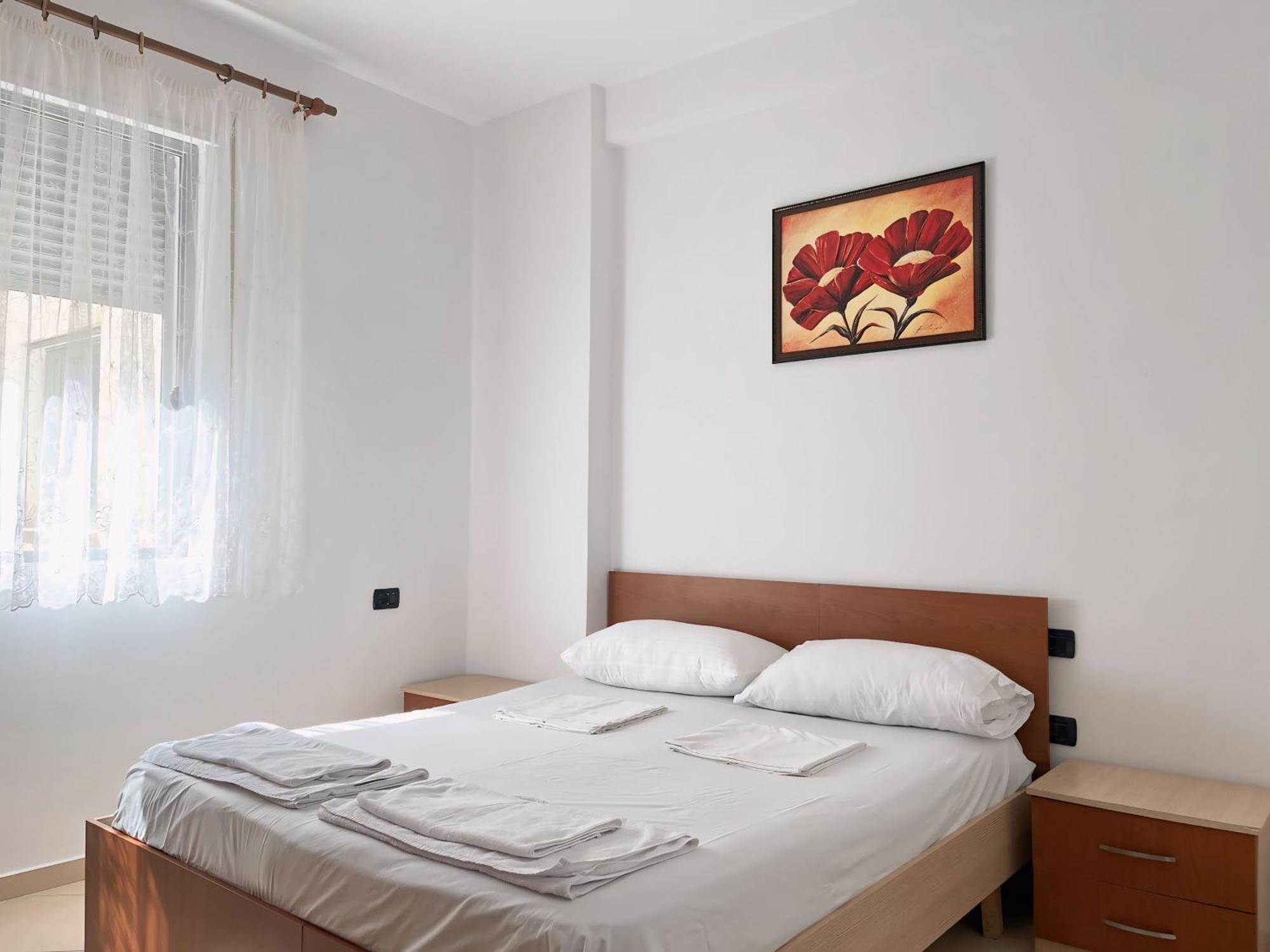 Gerald'S Central Apartments Vlorë Exteriér fotografie