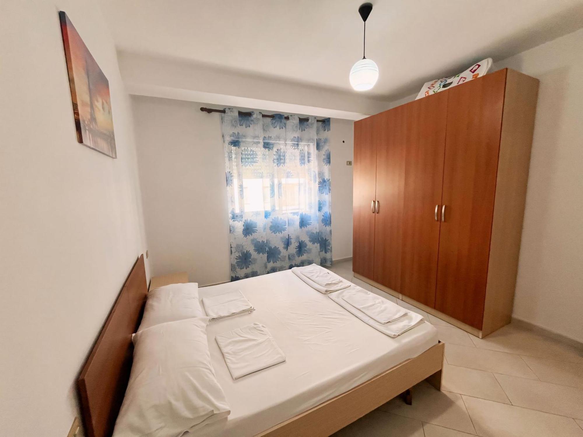 Gerald'S Central Apartments Vlorë Exteriér fotografie